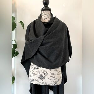 J PONCHO Wrap